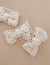 Load image into Gallery viewer, Cream Crotchet Topknot
